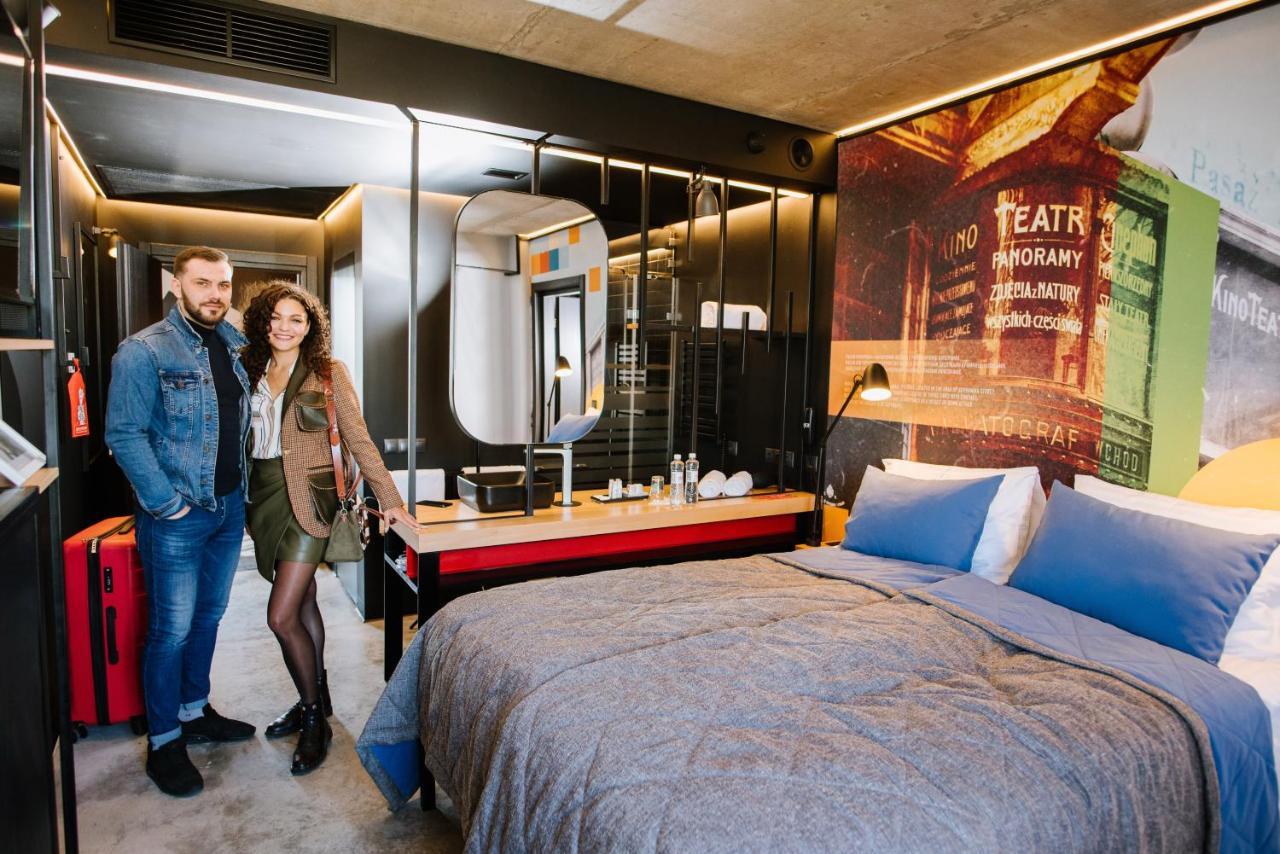 !Fest Hotel Lviv Extérieur photo