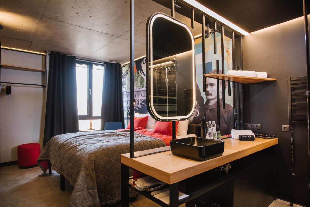 !Fest Hotel Lviv Extérieur photo