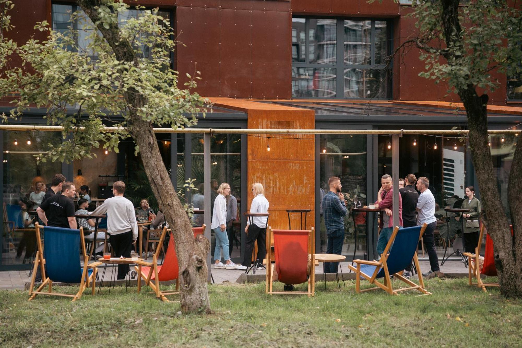 !Fest Hotel Lviv Extérieur photo