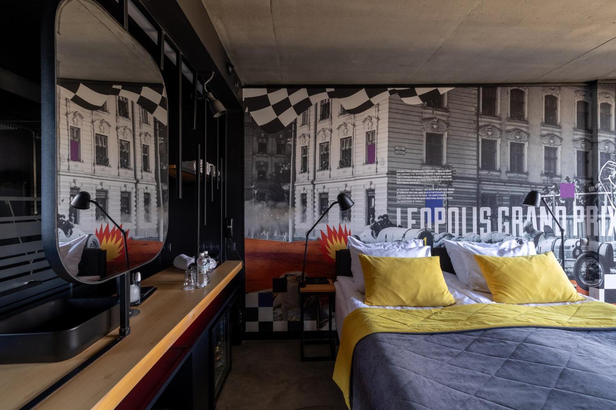 !Fest Hotel Lviv Extérieur photo